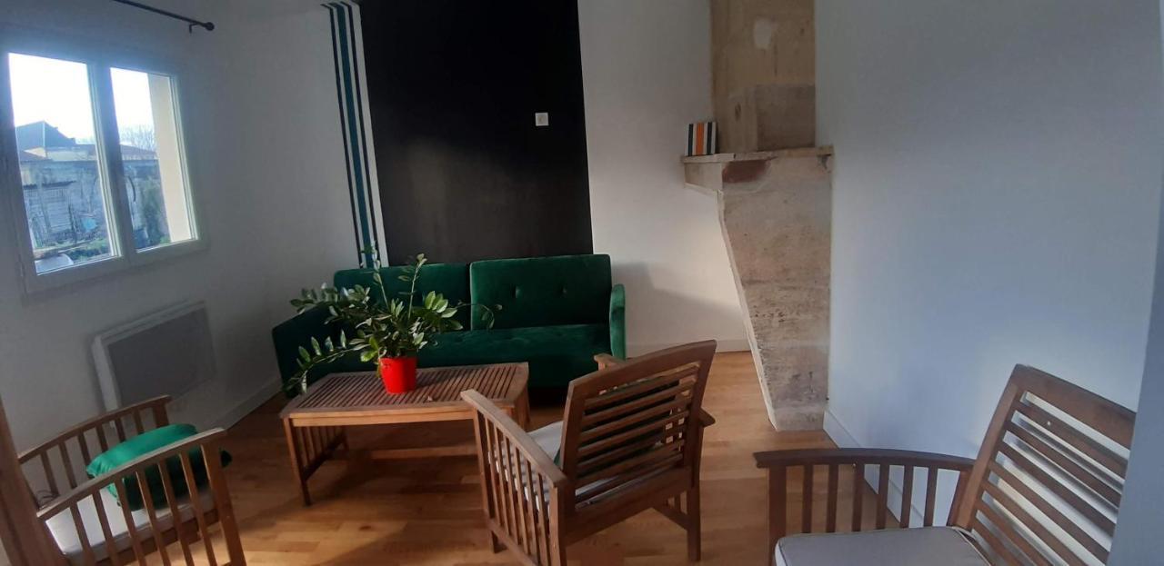 Jolie Villa Avec Piscine Dans Le St Emilionnais Sainte-Terre Kültér fotó