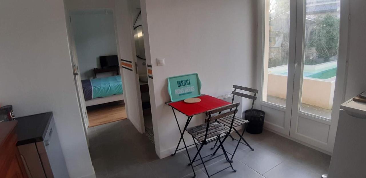 Jolie Villa Avec Piscine Dans Le St Emilionnais Sainte-Terre Kültér fotó
