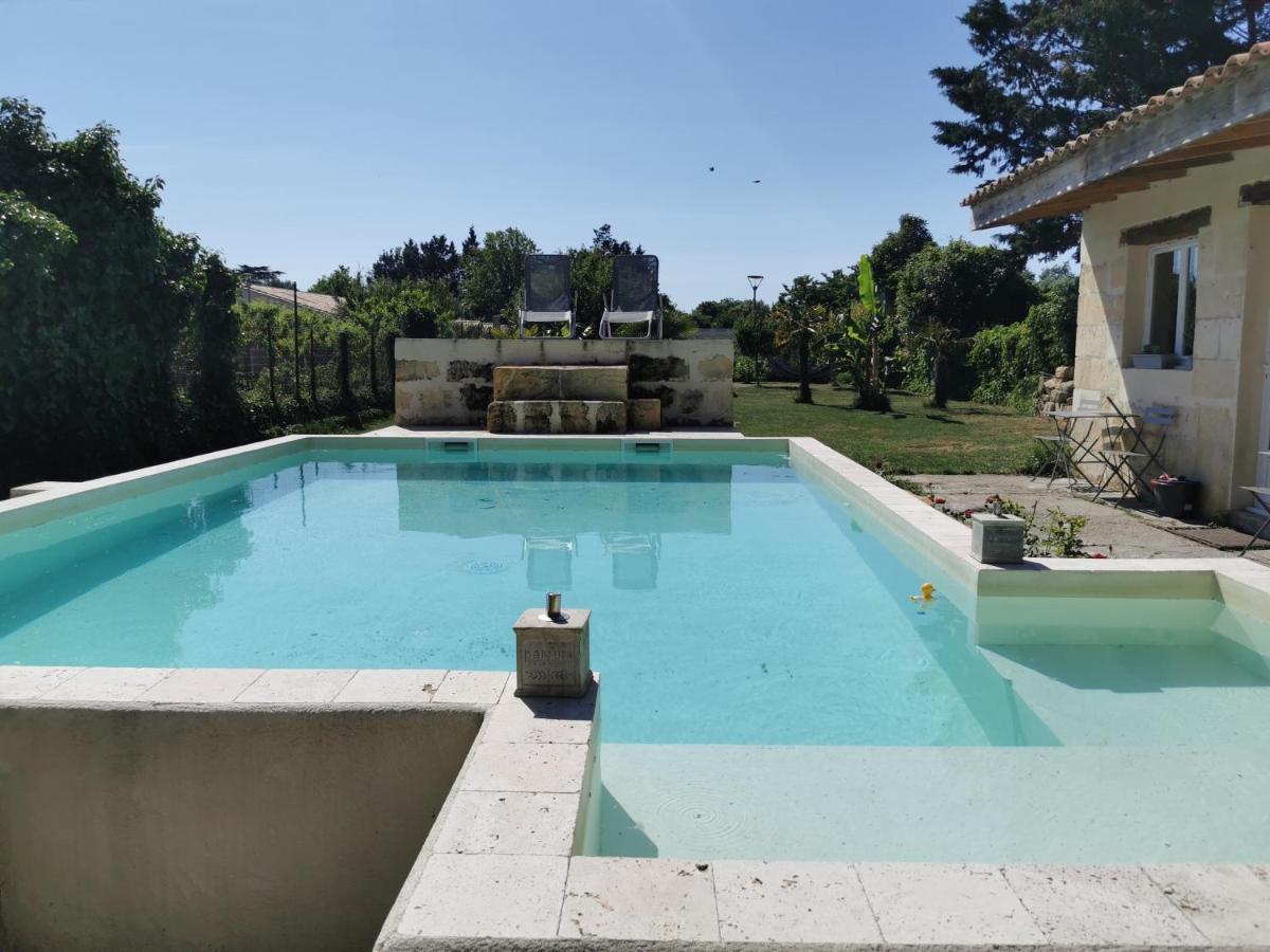 Jolie Villa Avec Piscine Dans Le St Emilionnais Sainte-Terre Kültér fotó