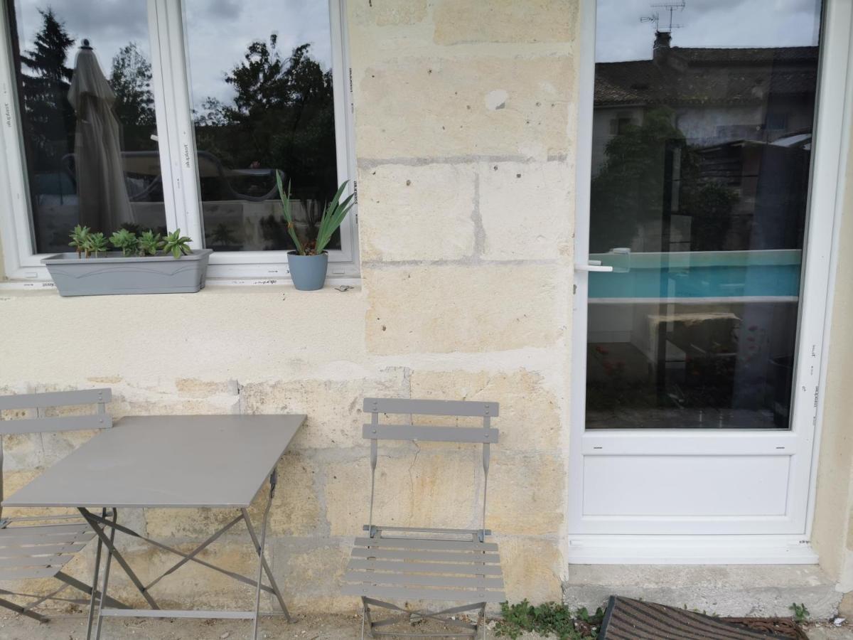 Jolie Villa Avec Piscine Dans Le St Emilionnais Sainte-Terre Kültér fotó